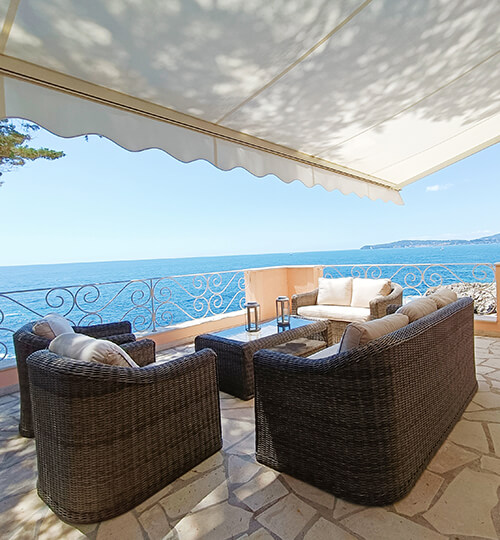 Borgo ai conti - Seaview-Costa Azzurra - La Magnolia - esterno terrazzo camere vista verso cap ferrat