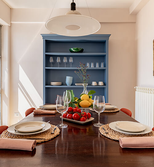Borgo ai conti - Seaview-Versilia - il porto - tavolino
